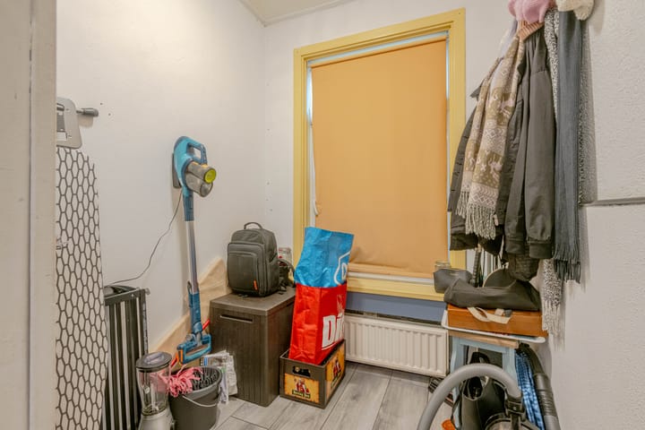 Foto 8 van Nieuwenhoornstraat 57-A