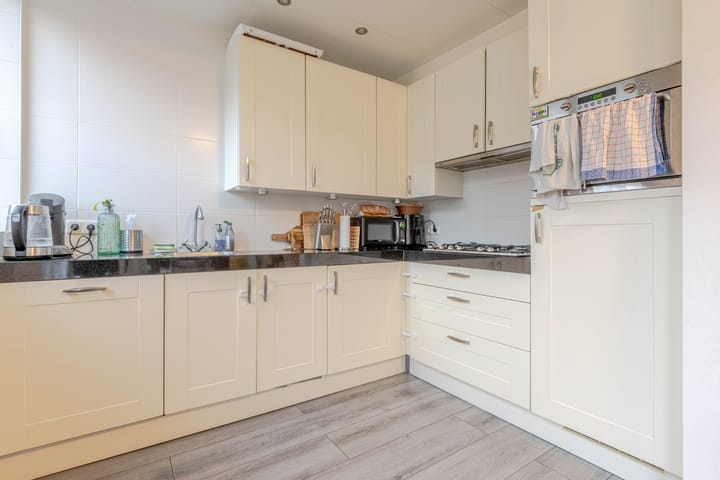 Foto 12 van Nieuwenhoornstraat 57-A