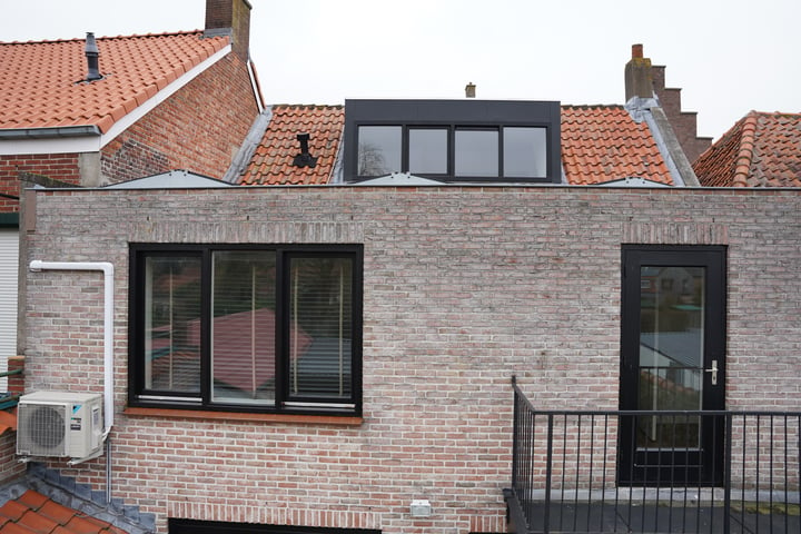 Bekijk foto 42 van Weststraat 45