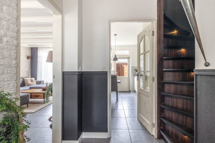 Foto 10 van Van Oost-Frieslandstraat 54