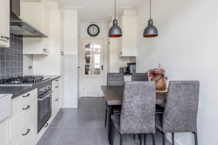 Foto 14 van Van Oost-Frieslandstraat 54