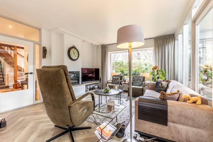 Foto 8 van Bloemenstraat 4