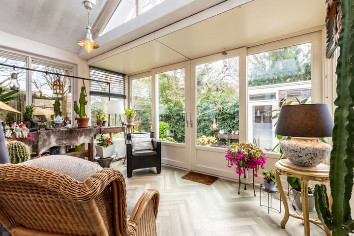 Foto 17 van Bloemenstraat 4