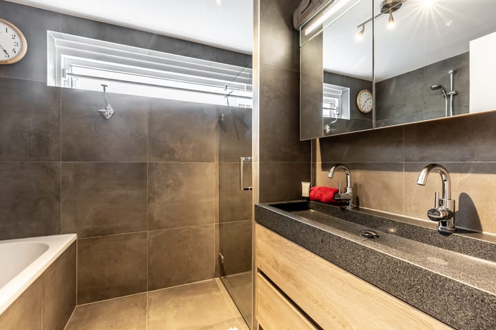 Foto 22 van Bloemenstraat 4