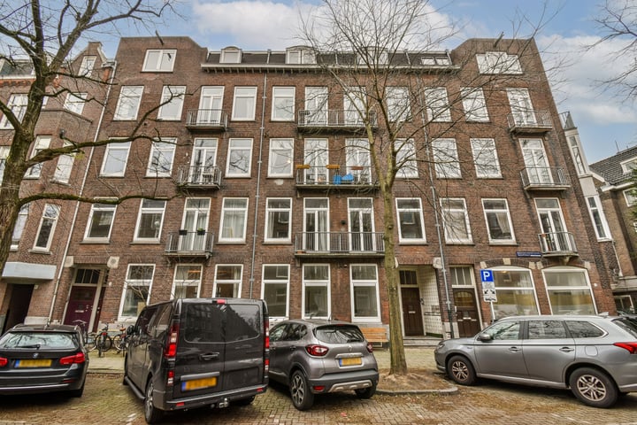 Bekijk foto 1 van Maarten Harpertszoon Trompstraat 10-H