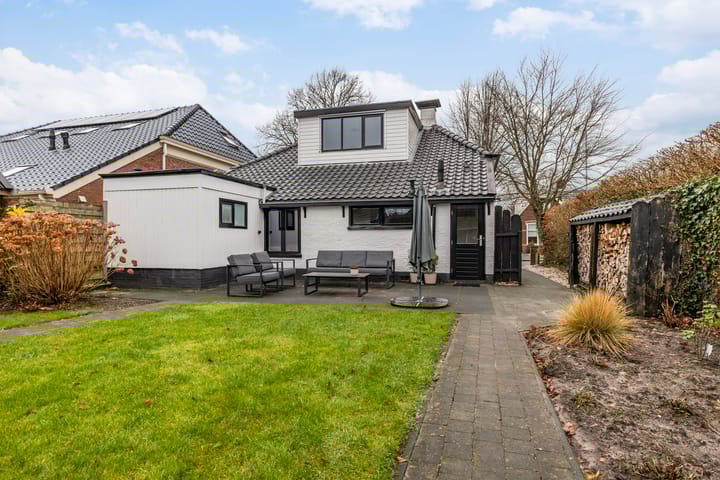 Foto 38 van Stationsstraat 1