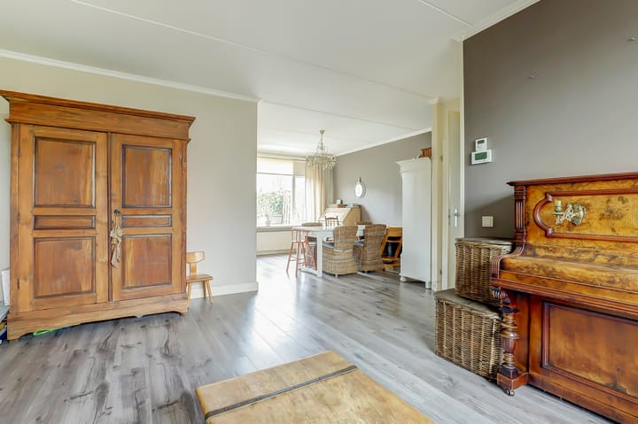 Foto 9 van Burgemeester Bouwensestraat 37