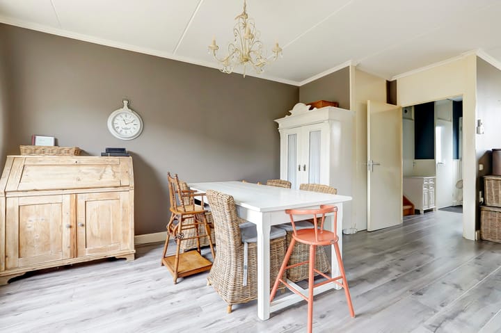 Foto 12 van Burgemeester Bouwensestraat 37