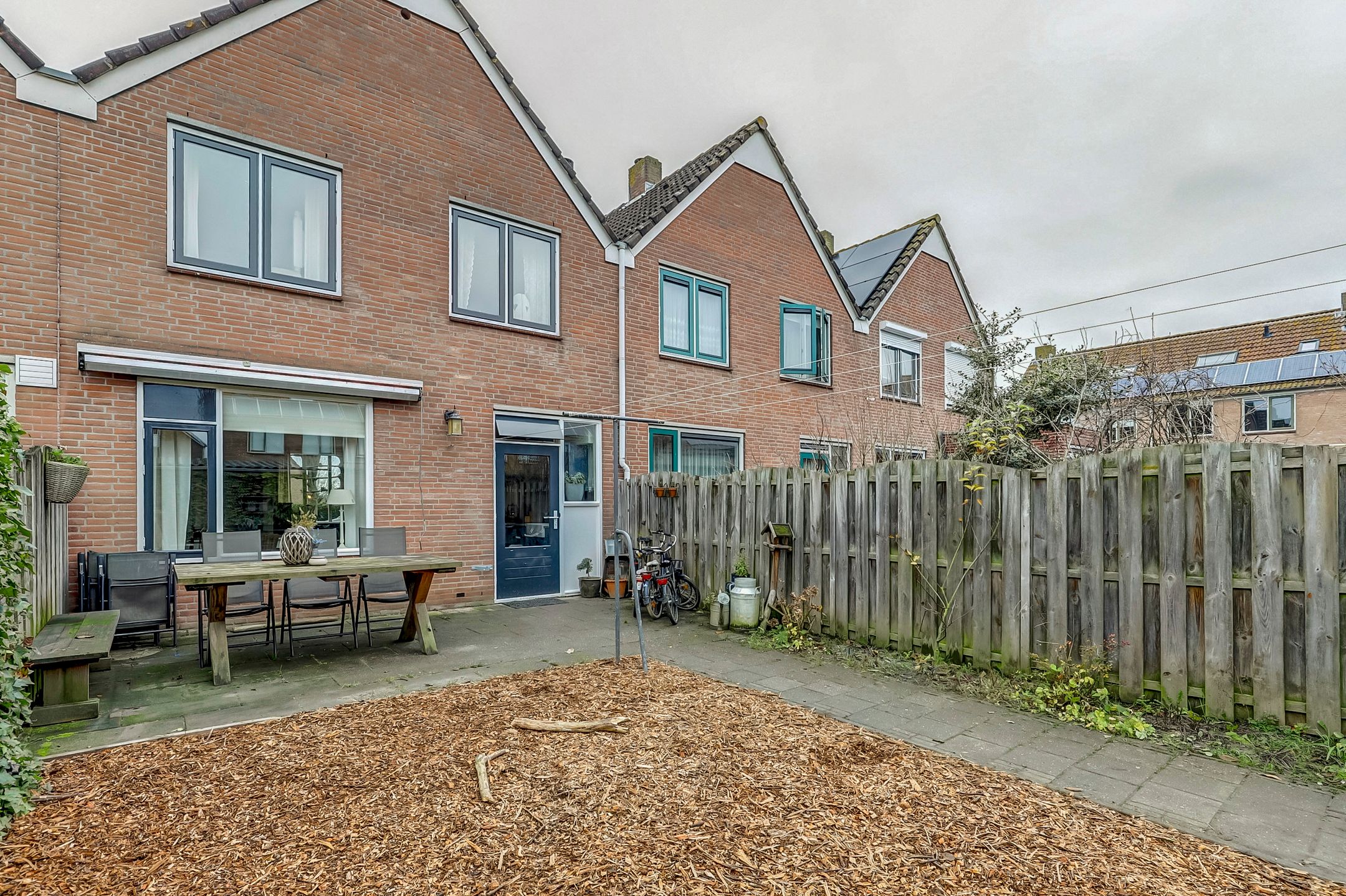 Photo 30 of Burgemeester Bouwensestraat 37