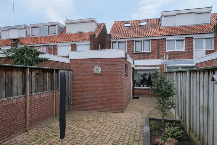 View photo 3 of Nachtegaalstraat 25