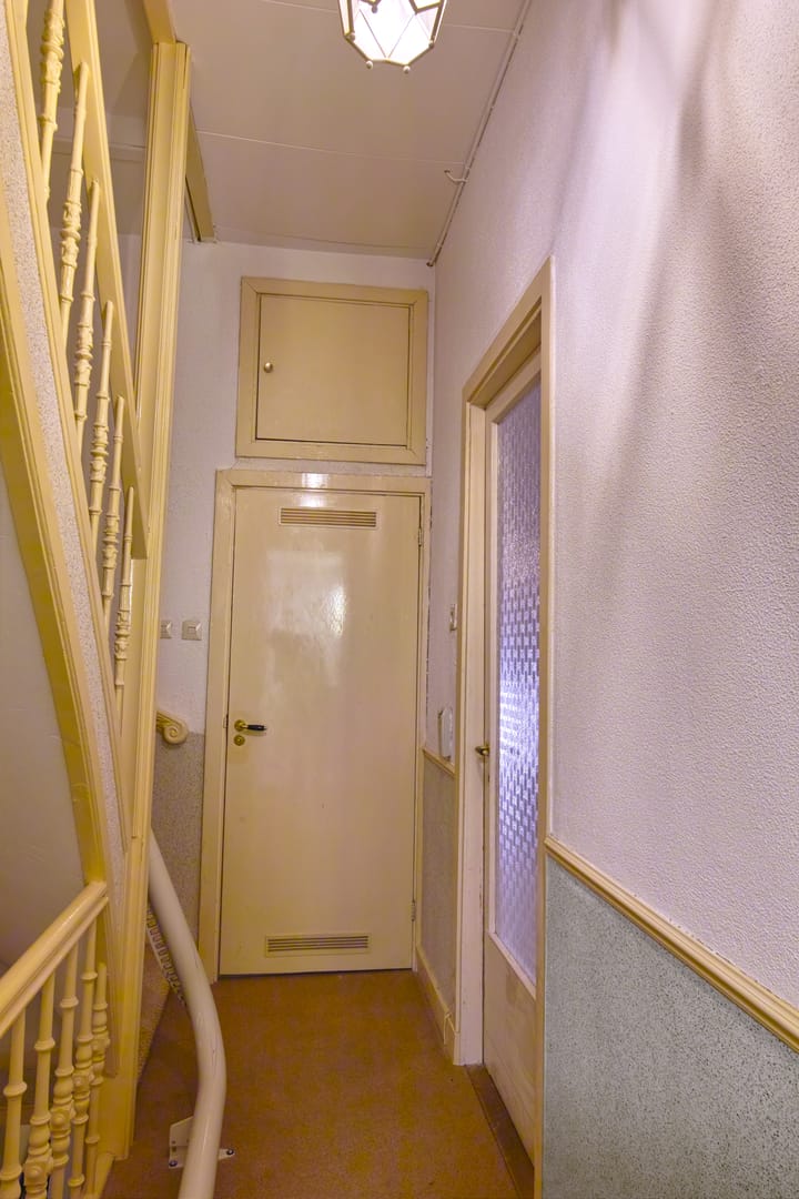 Foto 19 van Adelheidstraat 62