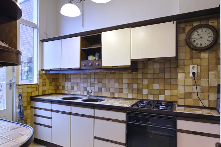 Foto 24 van Adelheidstraat 62