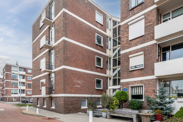 Foto 5 van Rijnmond 110