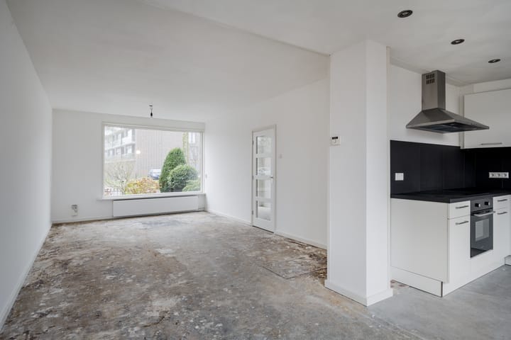 Foto 3 van Van den Berghlaan 377