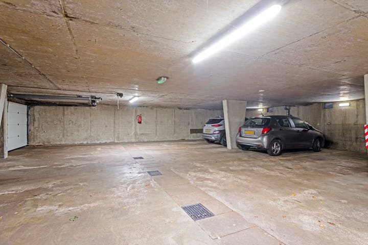 Foto 24 van Bremlaan 10