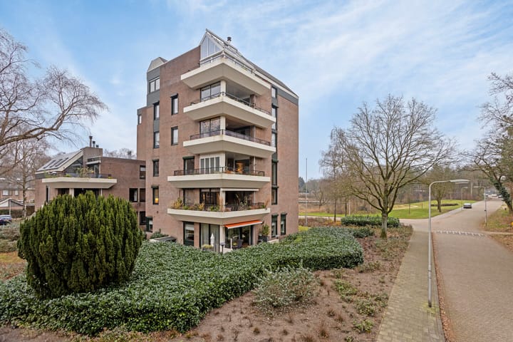 Foto 31 van Bremlaan 10