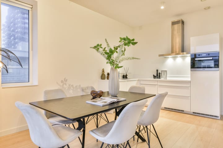 Foto 8 van Leonard Bernsteinstraat 70-C