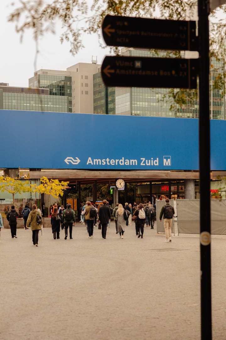 Foto 25 van Leonard Bernsteinstraat 70-C