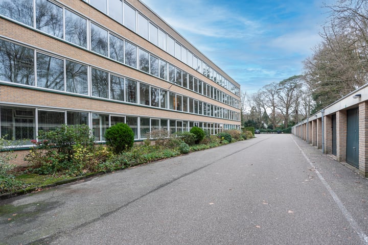 Bekijk foto 34 van Luitenant Generaal van Heutszlaan 34