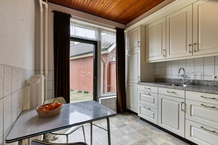 Foto 10 van van Sasse van Ysseltstraat 34-A