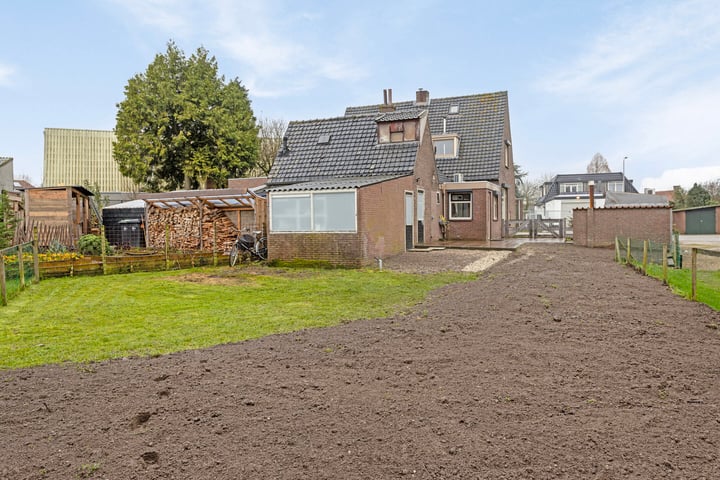 Bekijk foto 36 van Liniestraat 6