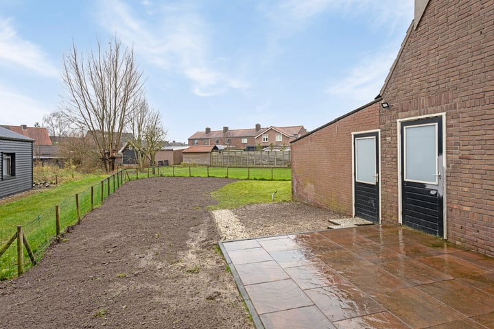 Bekijk foto 32 van Liniestraat 6