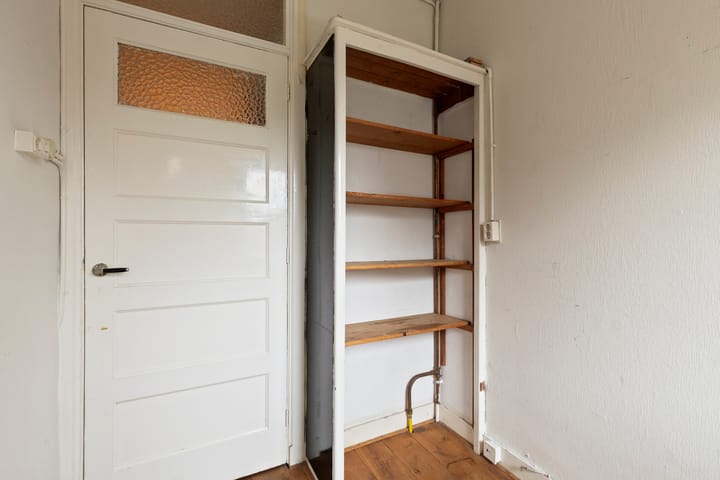 Foto 19 van van Schagenstraat 3