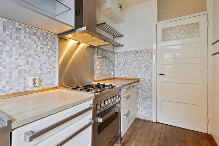 Foto 21 van van Schagenstraat 3