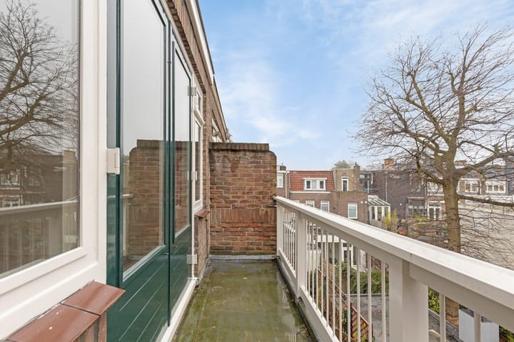 Foto 28 van van Schagenstraat 3