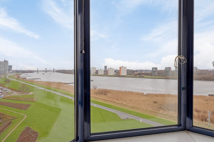 Foto 8 van Maasboulevard 123