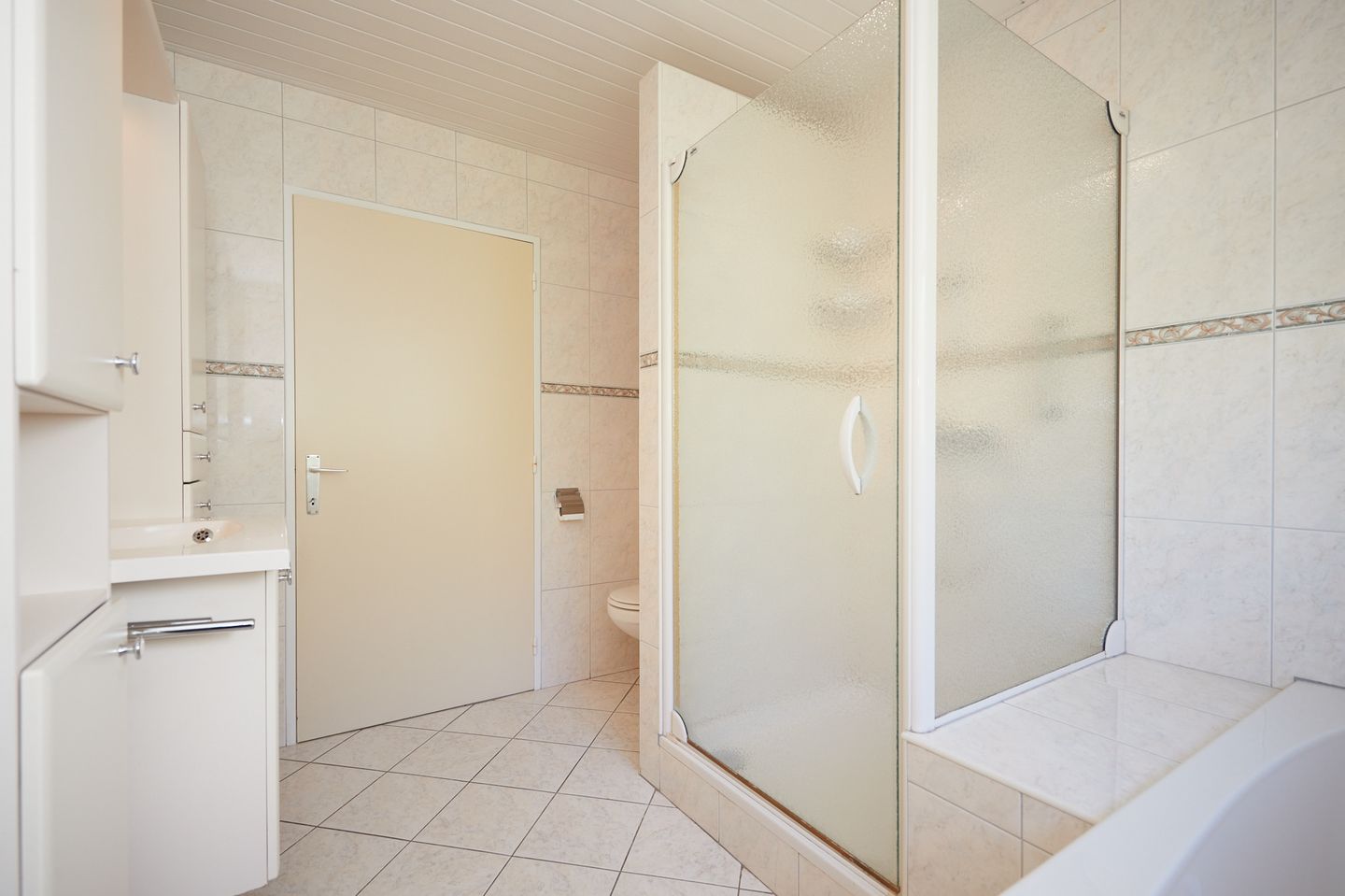 Foto 10 van Heerstraat 17-A