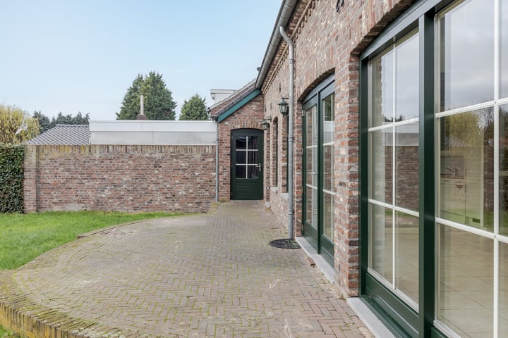 Bekijk foto 43 van Ringstraat 9