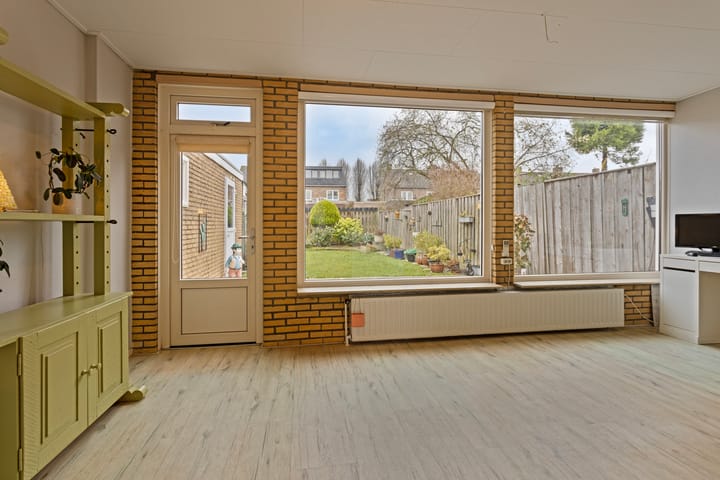 Foto 16 van Burg Fredrixstraat 8