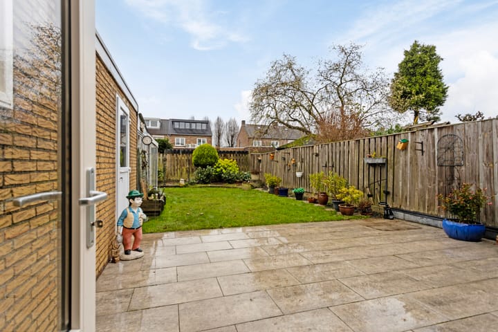 Foto 20 van Burg Fredrixstraat 8