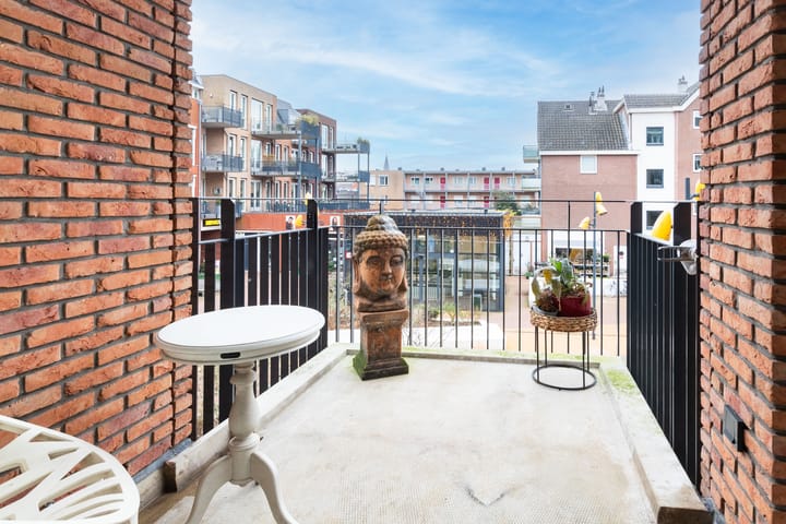 Foto 18 van Bakkerspleintje 41