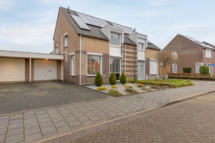 Foto 1 van Jan van Salmstraat 49