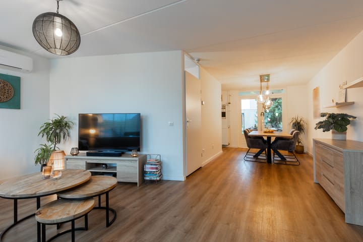 Foto 9 van Jan van Salmstraat 49