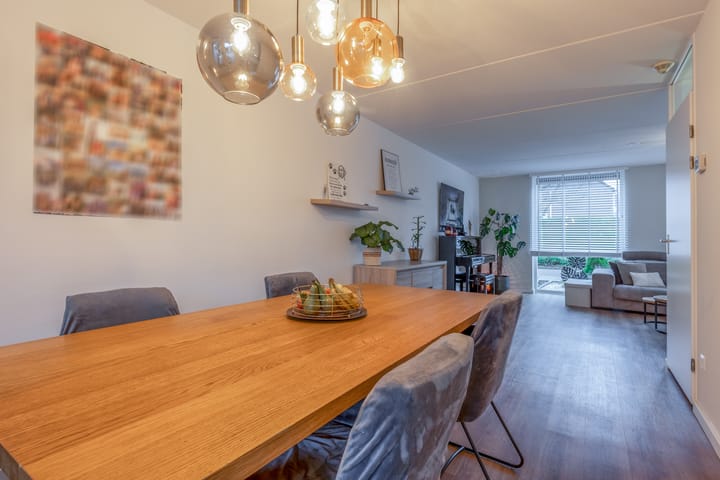 Foto 13 van Jan van Salmstraat 49