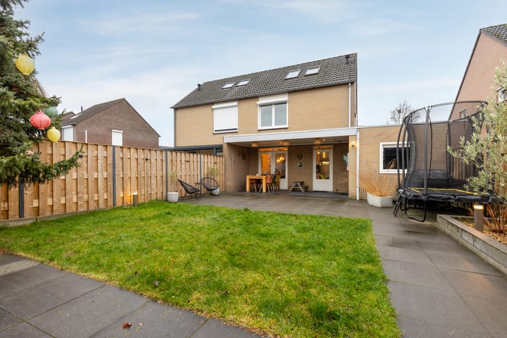 Foto 34 van Jan van Salmstraat 49