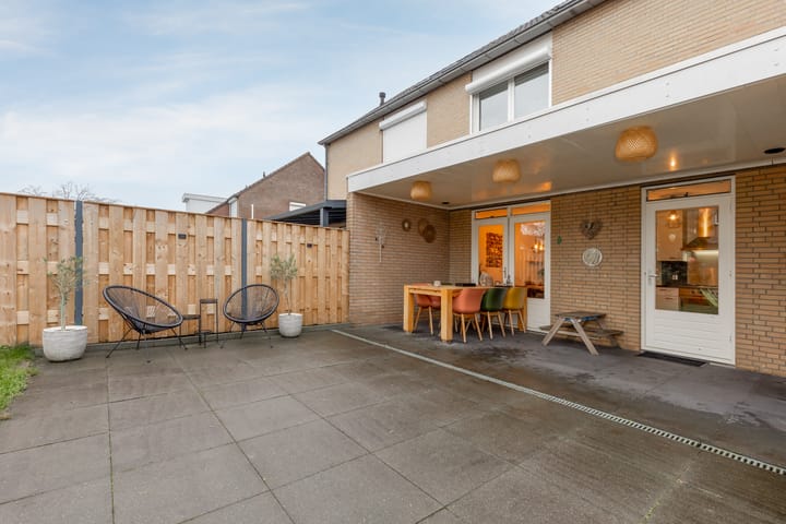 Foto 35 van Jan van Salmstraat 49