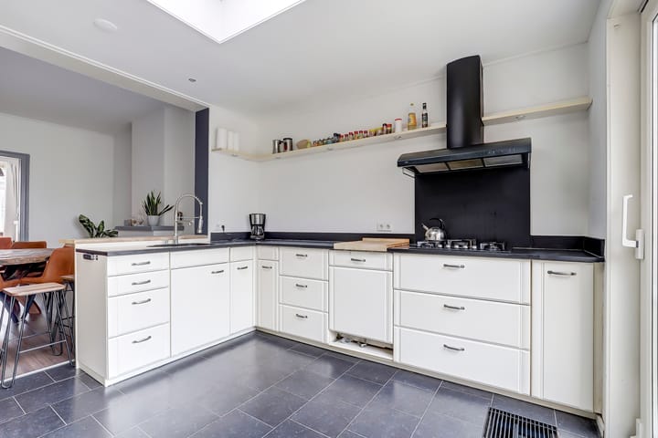 Photo 10 of Glacisstraat 45