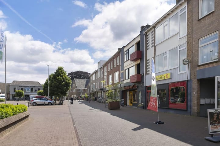 Foto 24 van J F Kennedyplein 4-B