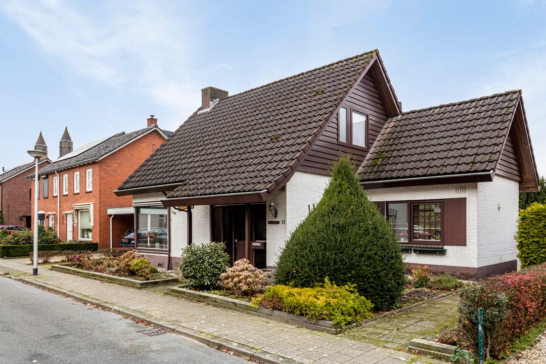 Foto 2 van Rossumerstraat 11