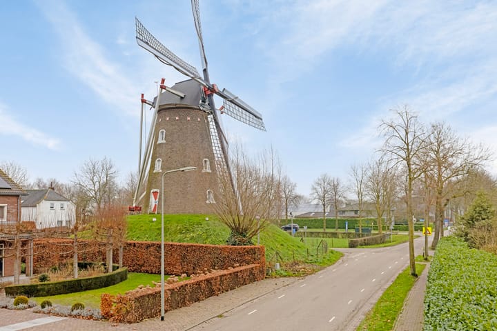 Foto 44 van Molenstraat 34