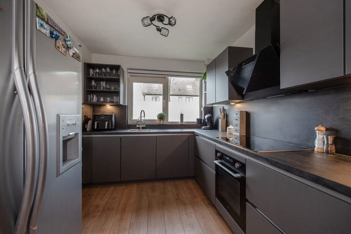 Foto 3 van Schubertrode 32