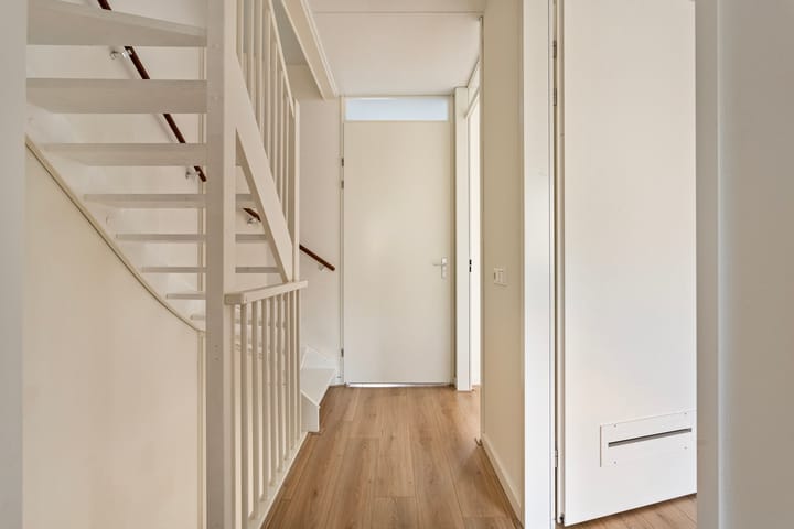 Foto 15 van Bernhardstraat 7