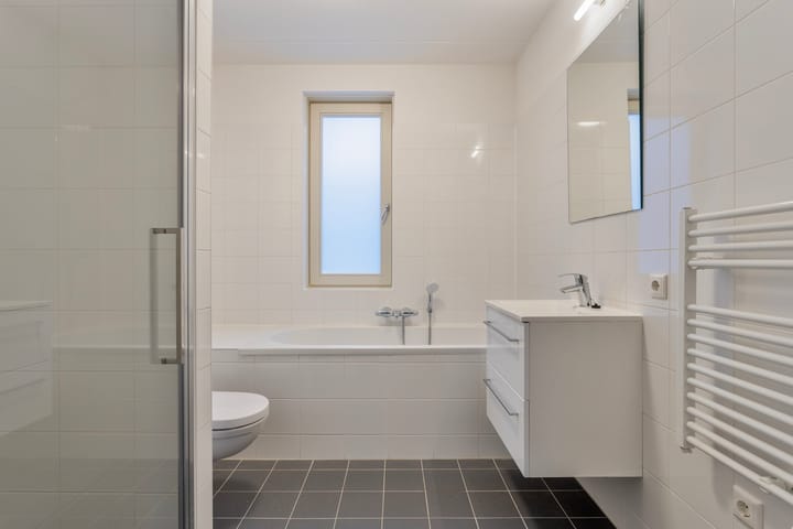 Foto 16 van Bernhardstraat 7