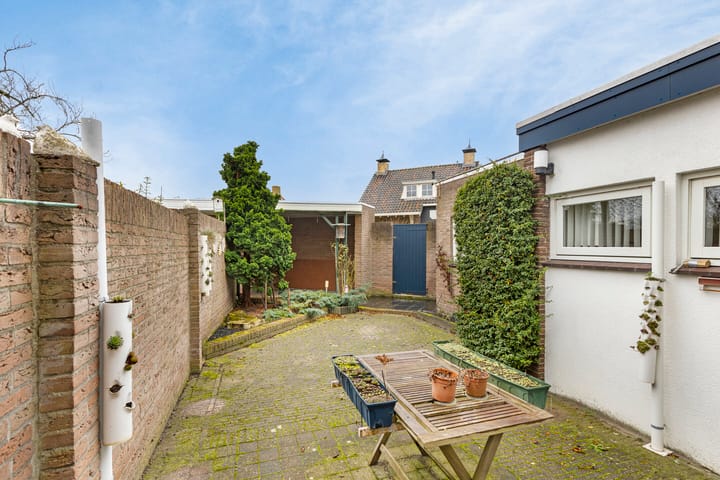 Foto 36 van Halsterseweg 2