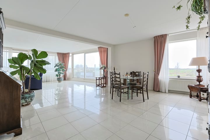 Photo 14 of Buitendijklaan 128