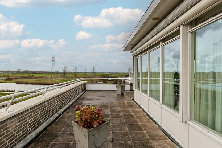 Photo 32 of Buitendijklaan 128